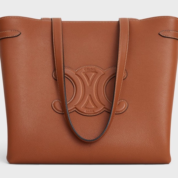 MEDIUM CABAS ANAÏS CUIR TRIOMPHE IN GRAINED CALFSKIN
Like new - Picture 3 of 16